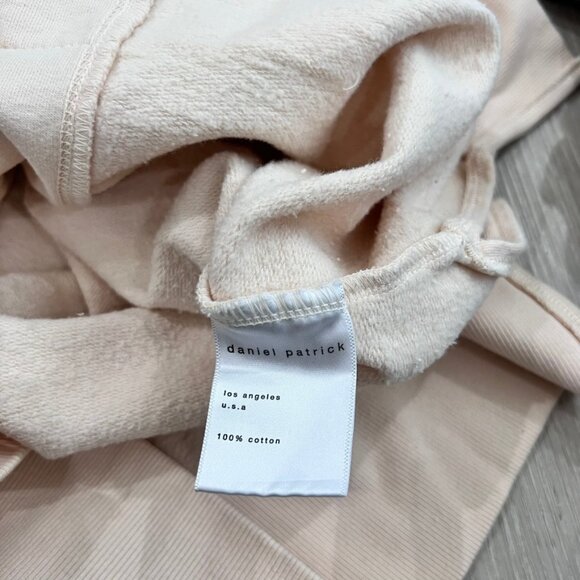 Daniel Patrick LA Knomadik Drawstring Oversize Hooded Vest and Jogger Set - Picture 5 of 8